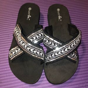 JUST BE slippers